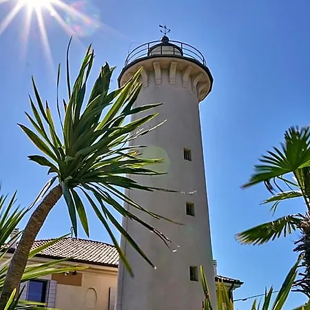 Sea View Spectacular Beachfront - Place With Umbrella Included Hotel 3*